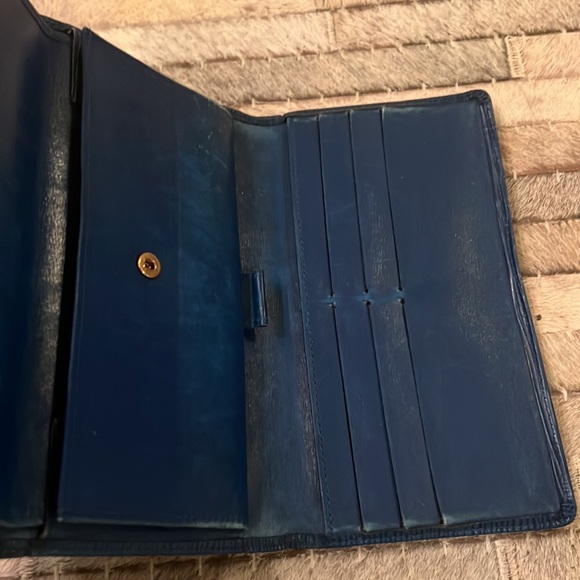 LOUIS VUITTON BLUE LONG FOLDING WALLET - Picture 4 of 6